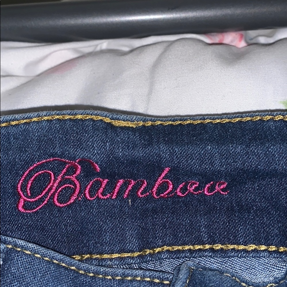 Cute Ripped jeans!! - Picture 4 of 6